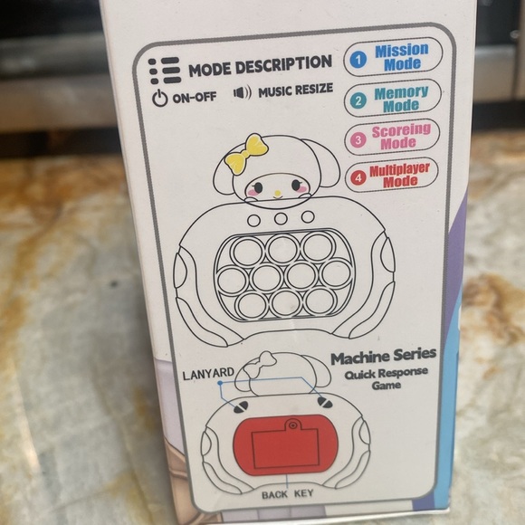 CINNAMON ROLL QUICK PUSH HANDHELD GAME POP IT GAME - Picture 4 of 5